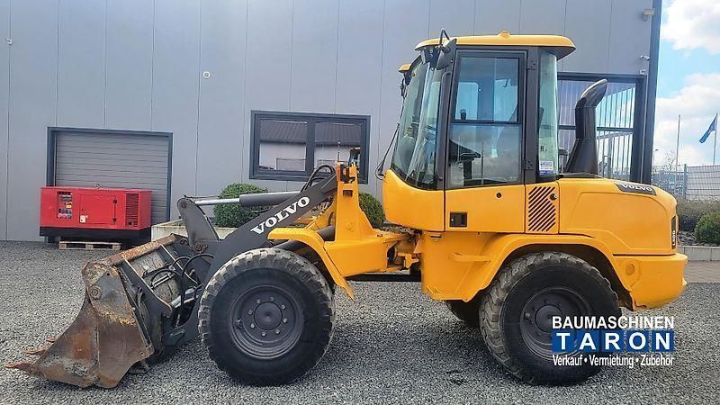 VOLVO l30g (wie 1150 l35 tl100 906) Pala gommata 30.950 €