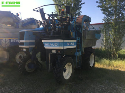 E-FARM: New Holland sb54 - Grape harvester - id WNH5WFZ - €5,000 - Year of construction: 1996 - France