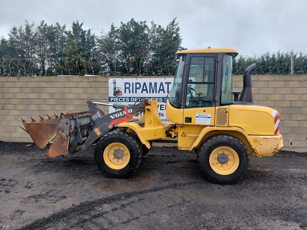 VOLVO l 30 g Pala gommata 29.900 €