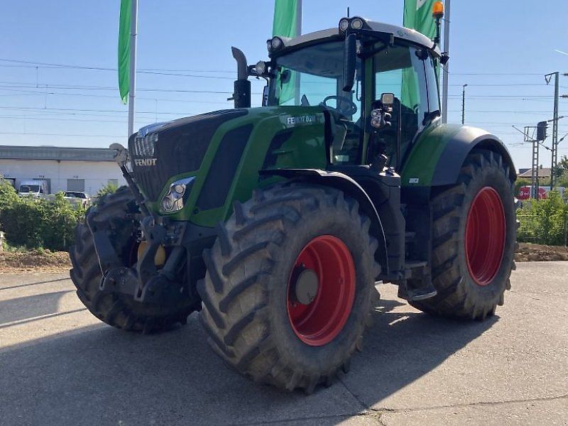 E-FARM: Fendt 828 Vario ProfiPlus - Трактор - id 8ZKDVPS - 151 000 € - Година на построяване: 2020 - Работни часове на двигателя: 3692,Мощност на двигателя (HP): 285,Германия