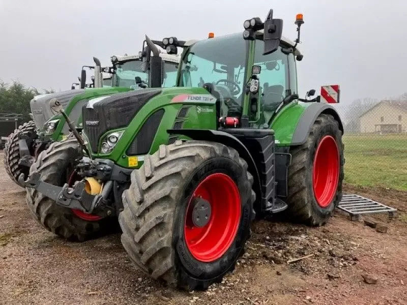 E-FARM: Fendt 720 Vario - Tractor - id IFC8RAC - €138,000 - Year of construction: 2020 - Engine hours: 4,030,Engine power (HP): 200,France