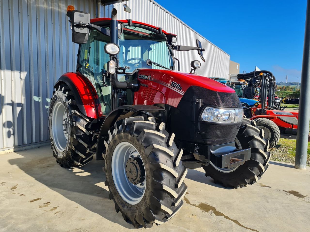 Case IH Farmall 100 C Tractor 49.500 €