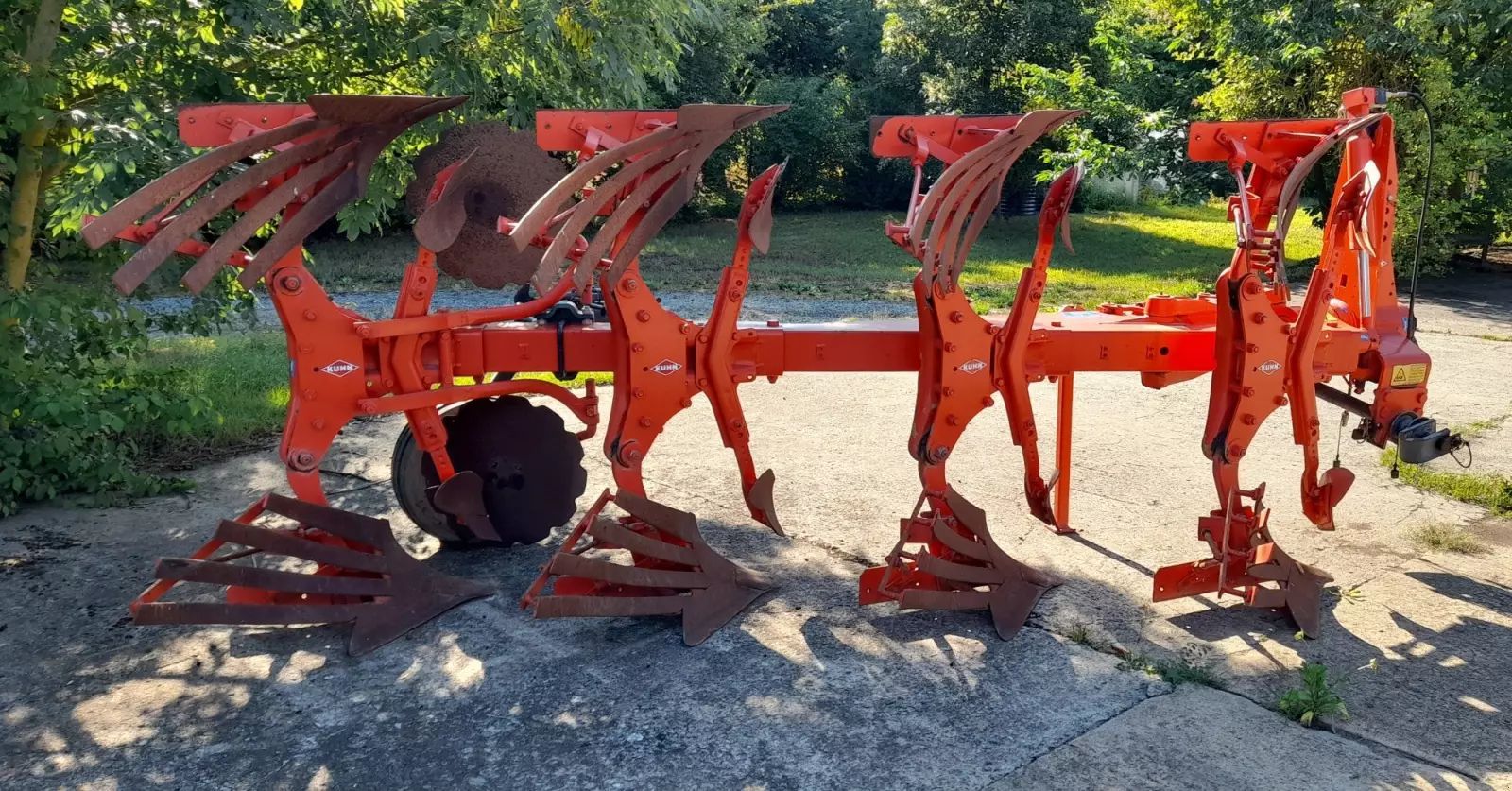 Kuhn multimaster Plough €12,128