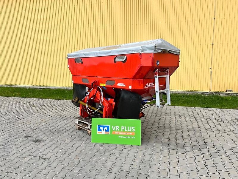 Rauch axis Fertiliser spreader €5,900