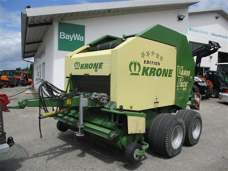 E-FARM: Krone variopack 1800 # 364 - Presse à balles - id 7DIYDFI - 12 815 € - Année: 2009 - Allemagne