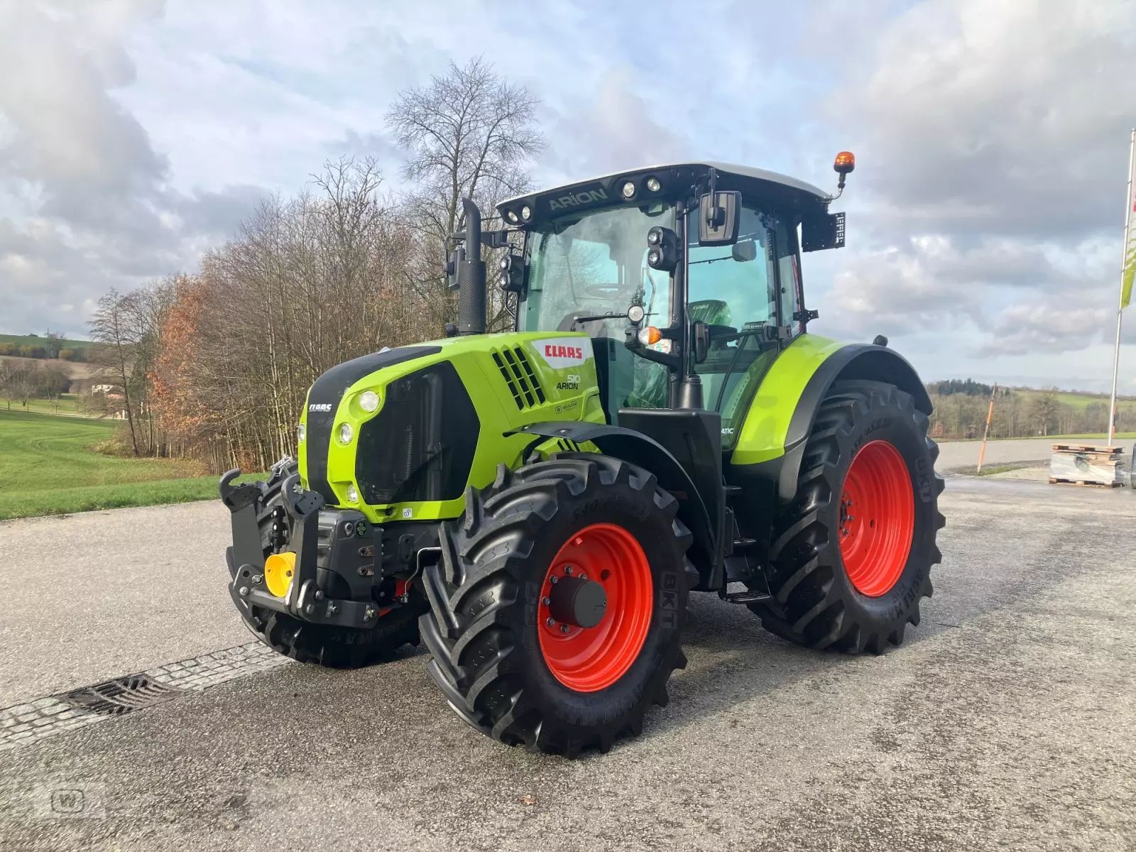 Claas Arion 510 Tractor €88,407