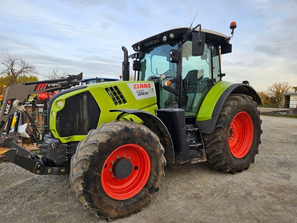 Claas Arion 620 Tractor €54,000