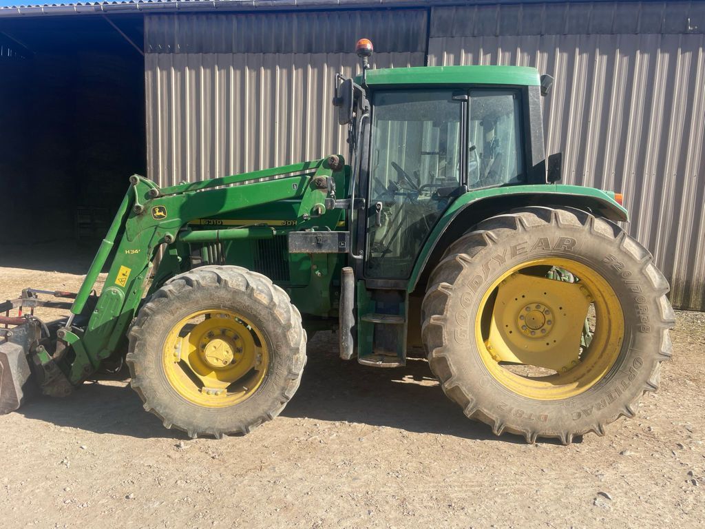 E-FARM: John Deere 6310 - Tractor - id RDLHAPT - Año: 2000 - Horas: 6200,Potencia del motor: 100,Francia