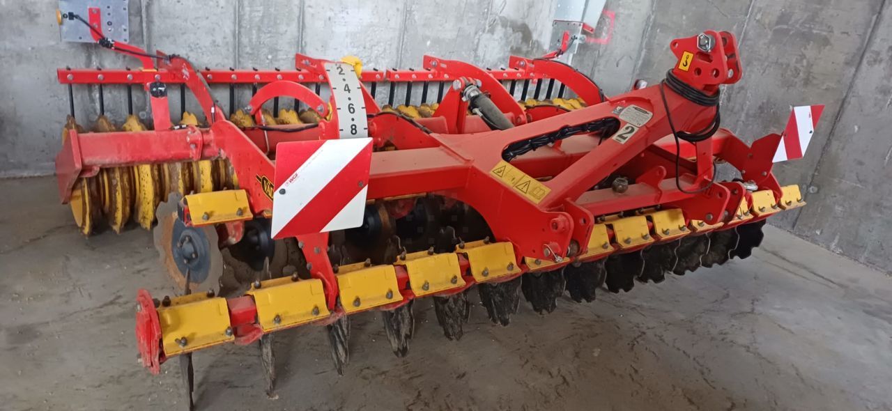 VÄDERSTAD Cultivator €10,500