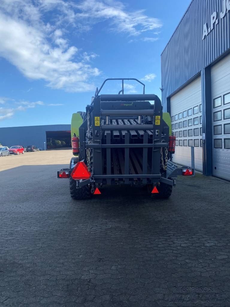 E-FARM: Claas Quadrant 5300 RF - Ballenpresse - id RMXPNXV - 106.580 € - Baujahr: 2019 - Ballenanzahl: 13.000,Dänemark