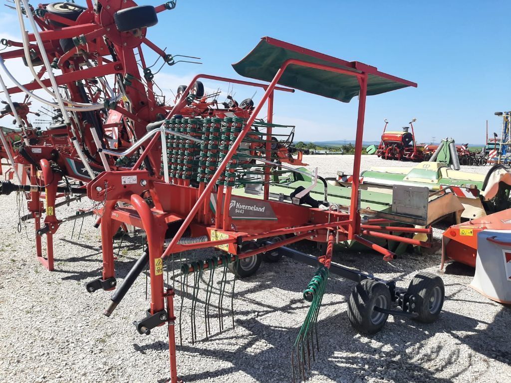 Kverneland 9443 Faneuse 6 750 €