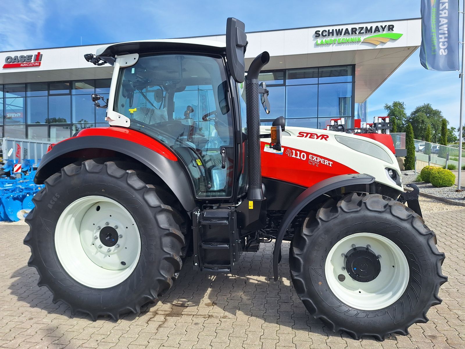 E-FARM: Steyr Expert 4110 CVT - Traktor - id UZZLDDT - Baujahr: 2025 - Motorleistung (PS): 110,Österreich