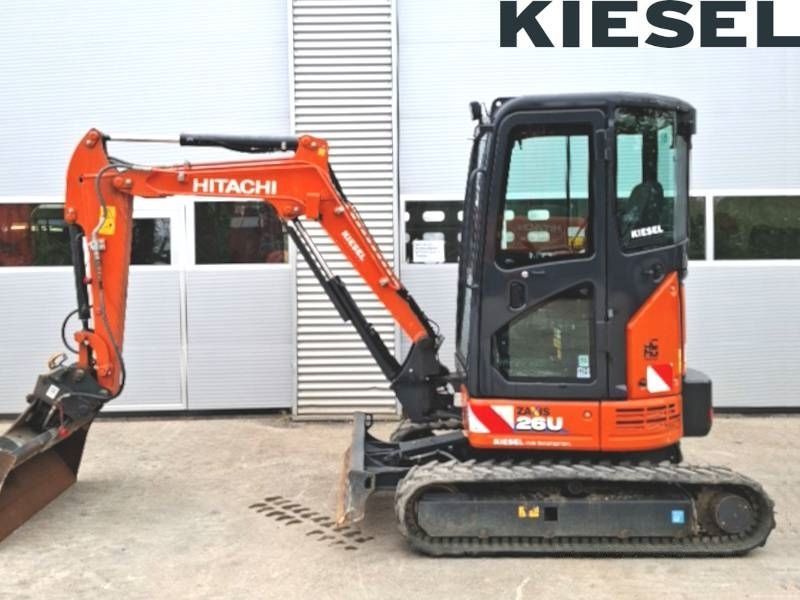 Hitachi ZX26U-6 Mini escavatore 26.900 €