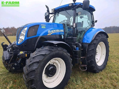 E-FARM: New Holland T7.200 - Τρακτέρ - id M2XMQ4Q - 56.789 € - Χρονία: 2011 - Μετρητής ωρών: 4.800,Ισχύς κινητήρα: 200,Γερμανία