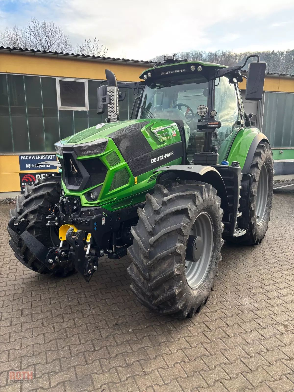 Deutz-Fahr AgroTron 6180 TTV Tractor €149,580