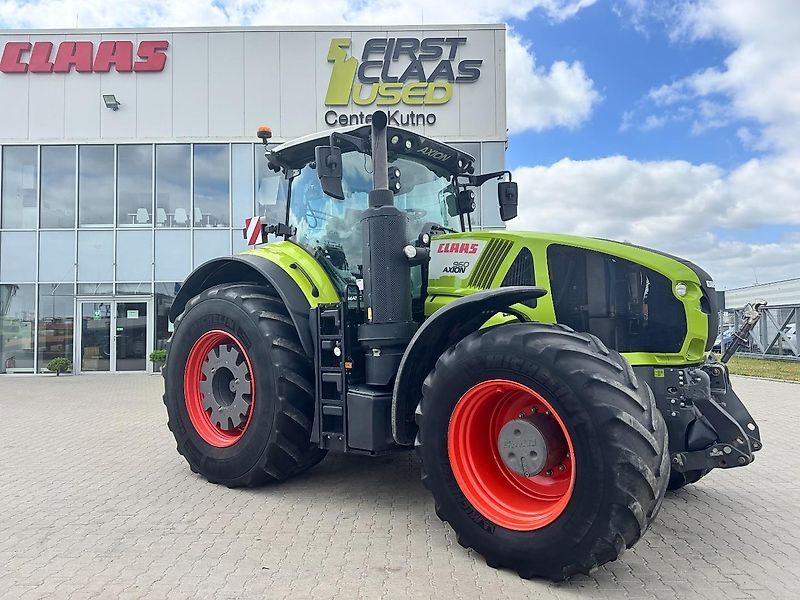 E-FARM: Claas Axion 960 - Tractor - id PEGTTMY - €104,252 - Year of construction: 2019 - Engine hours: 7,780,Engine power (HP): 440,Poland