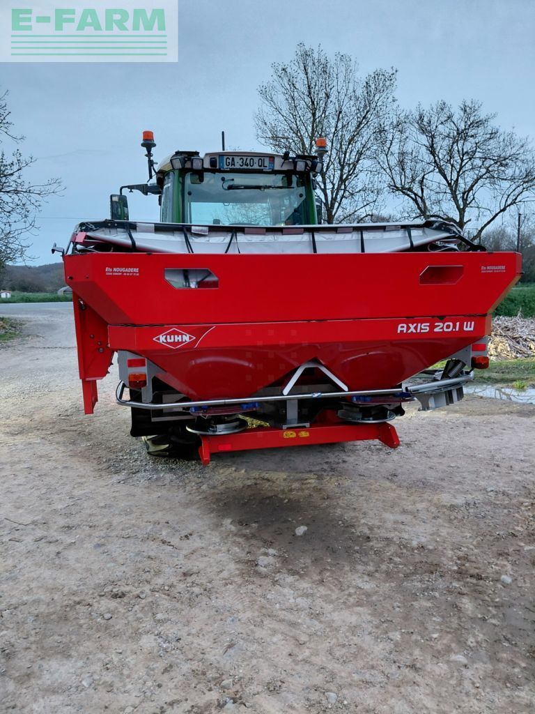 Kuhn axis 20.1 Fertiliser spreader €8,000