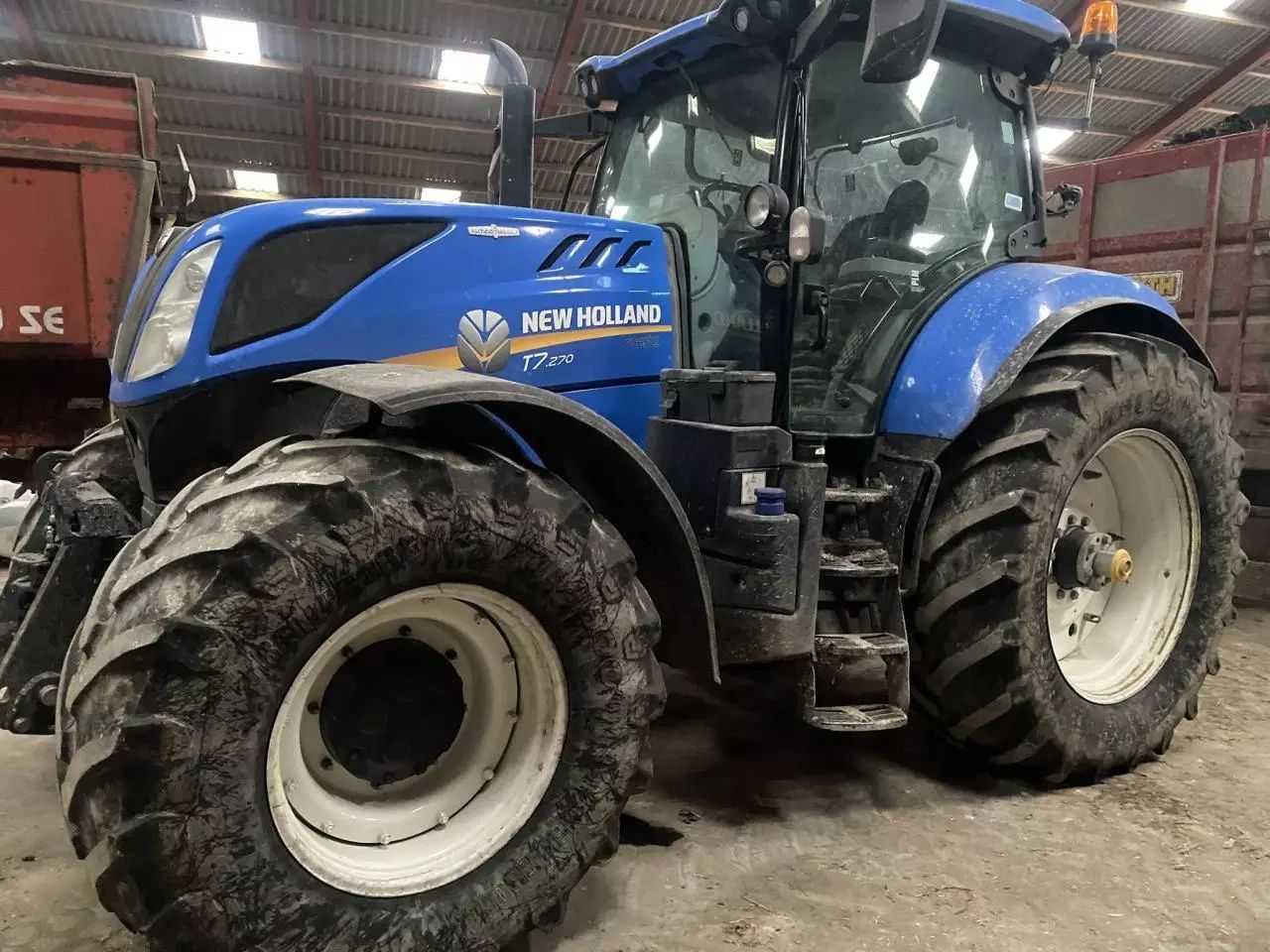 New Holland T7.270 AC Tracteur 100 303 €