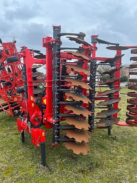 E-FARM: AKPIL bison xl40 - Erpice a dischi anche compatti - id VQHCVBI - 17.900 € - Anno di costruzione: 2021 - Germania