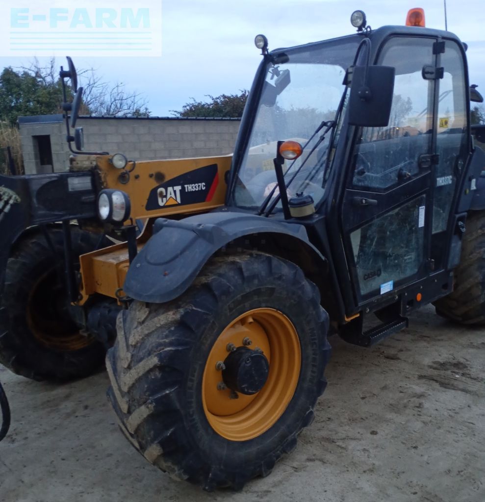 Caterpillar th337c Manipulador telescópico 32.000 €