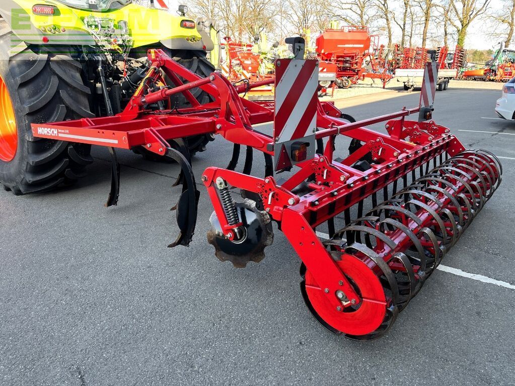 HORSCH Terrano 3 FX Cultivator €13,026