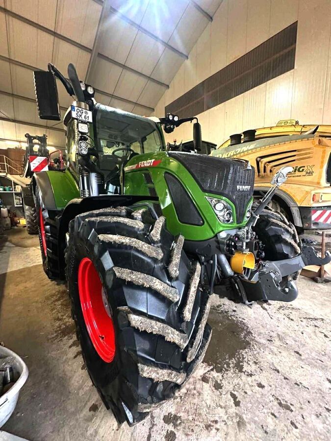 Fendt 718 Vario Profi Plus Traktor 195 000 EUR