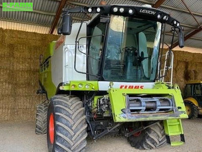 E-FARM: Claas Lexion 760 - Κομπίνα - id UBRKREU - 209.854 € - Χρονία: 2018 - Μετρητής ωρών: 1.725,Ισχύς κινητήρα: 503,06,Ηνωμένο Βασίλειο