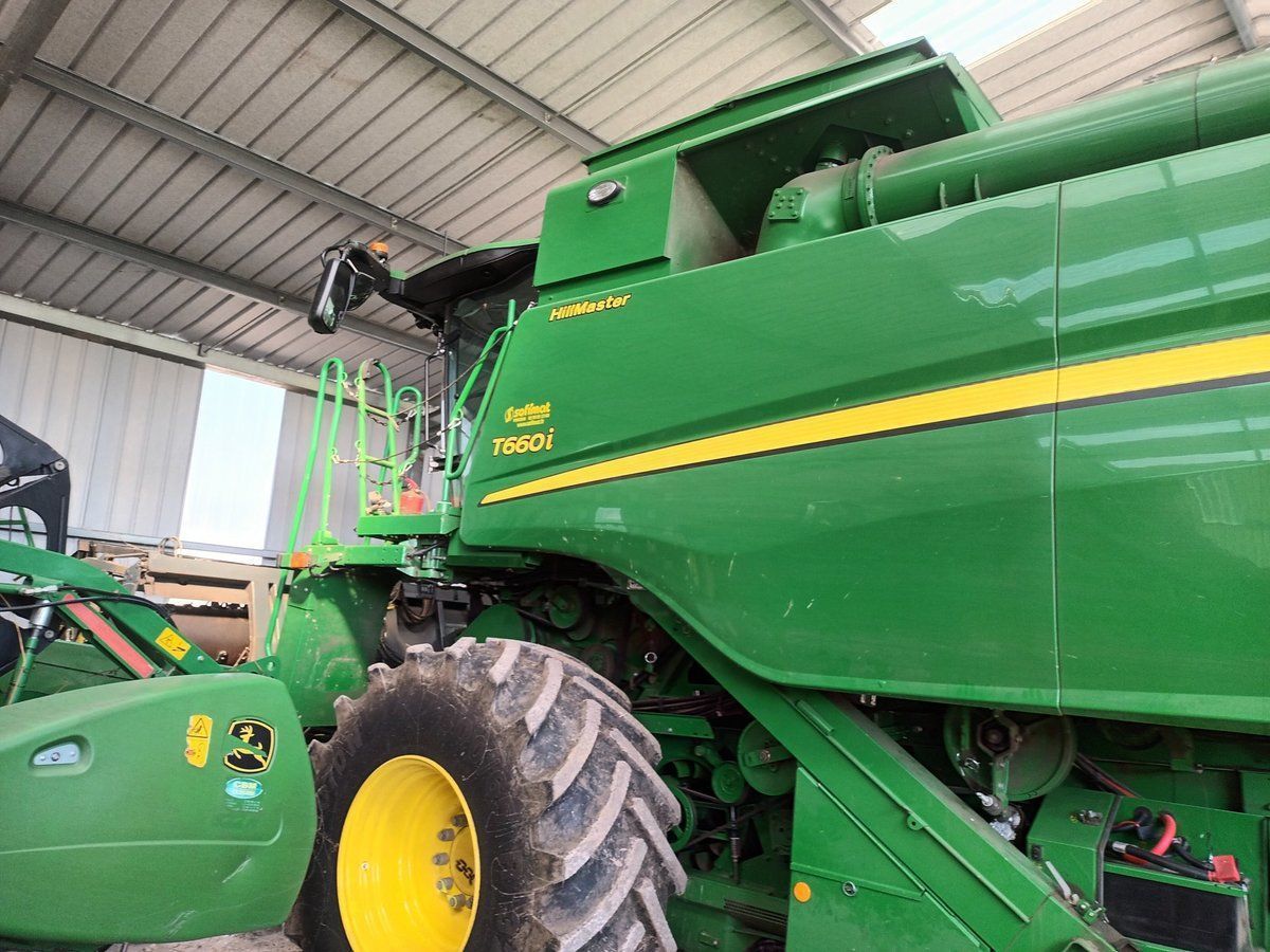 John Deere T 660 HM Kombainas 275 000 €