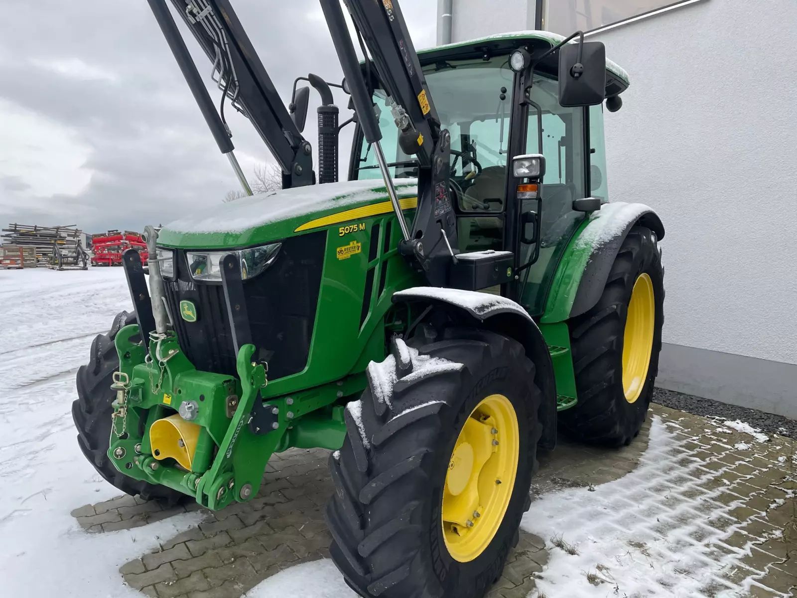 E-FARM: John Deere 5075 M - Traktor - id WJE5K1J - 52 500 € - Rok produkcji: 2016 - Motogodziny: 1147,Moc silnika: 75,Niemcy