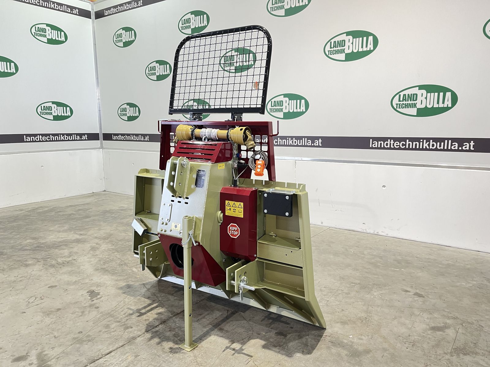 E-FARM: HOLZKNECHT hs 650 mit funk - Forestry equipment - id UXRPTMW - €9,250 - Year of construction: 2025 - Austria