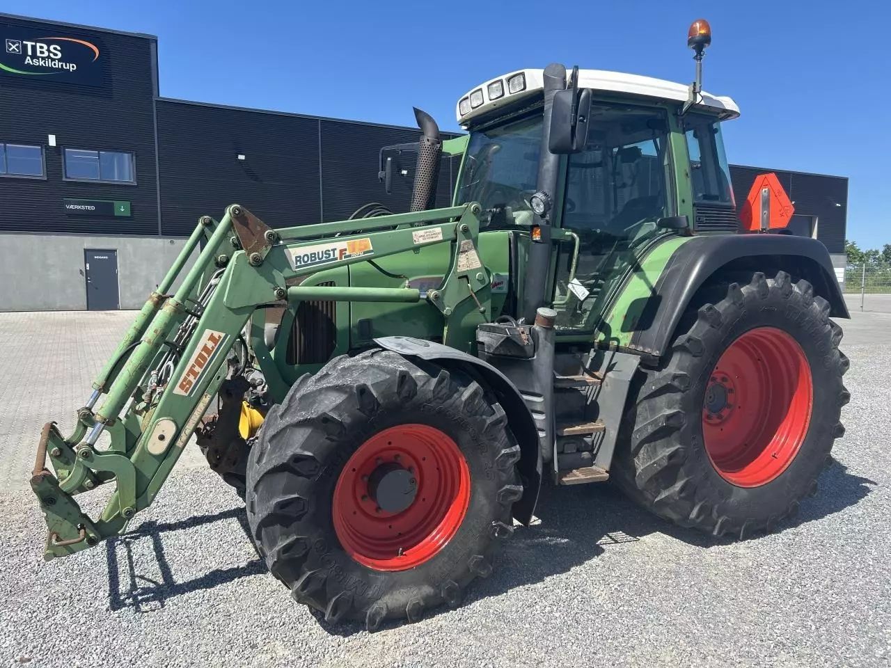 Fendt 415 Vario Tracteur 46 160 €