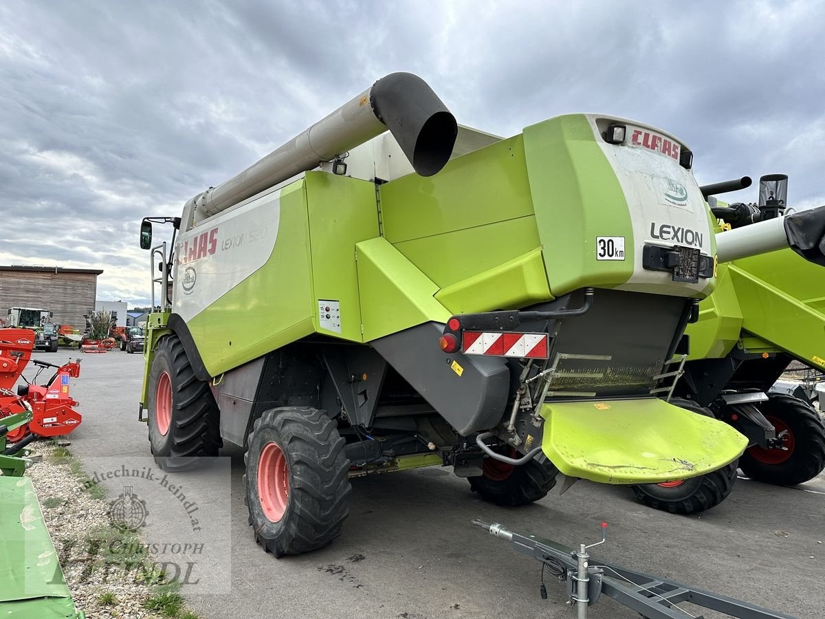 Claas Lexion 520 combine €68,000