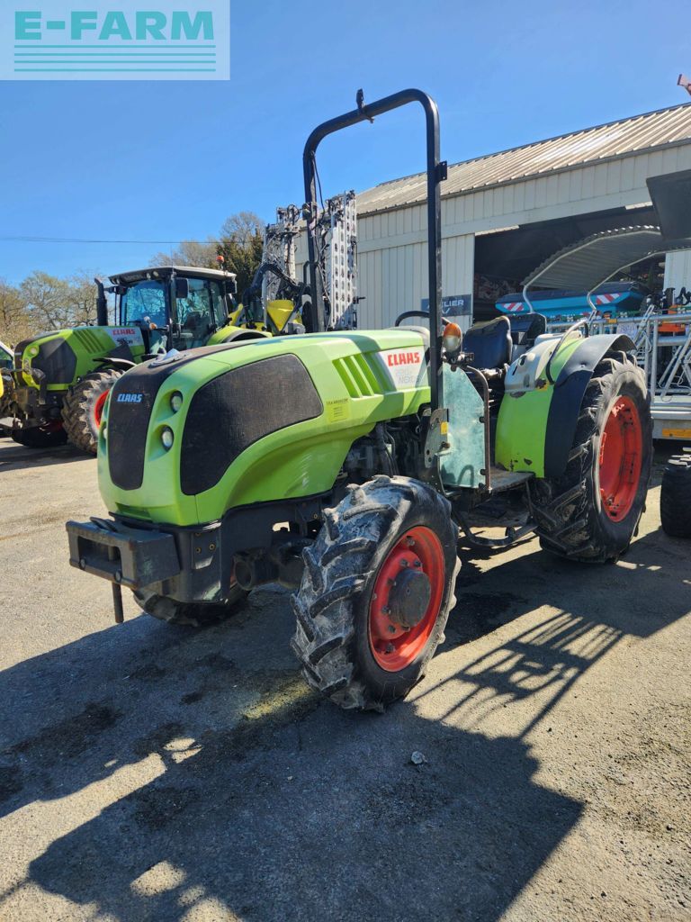 Claas Nexos 220 F Traktor 18.000 €