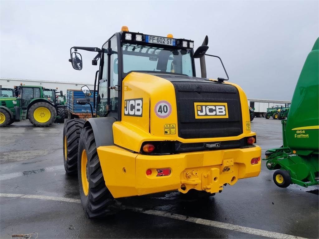 JCB TM420 Ładowacz teleskopowy 69 000 €