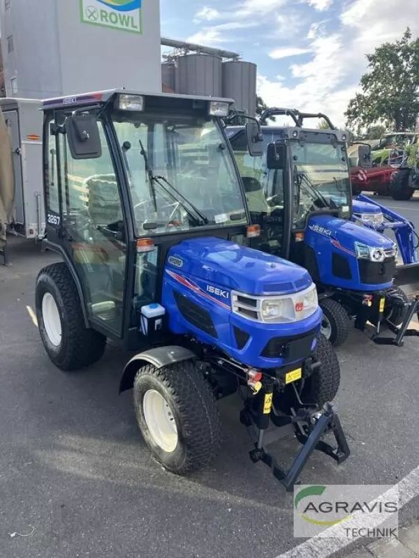 E-FARM: Iseki tm 3267 ahlk - Τρακτέρ - id SIA5HUB - 31.500 € - Χρονία: 2025 - Ισχύς κινητήρα: 26,Γερμανία