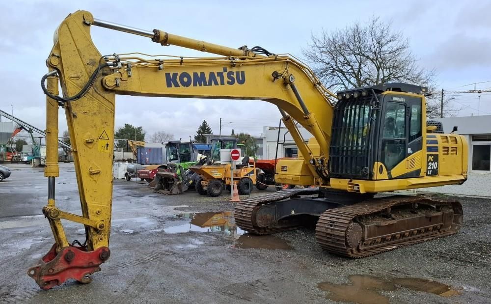 KOMATSU pc210lc-11e0 Koparka gąsienicowa 57 000 €