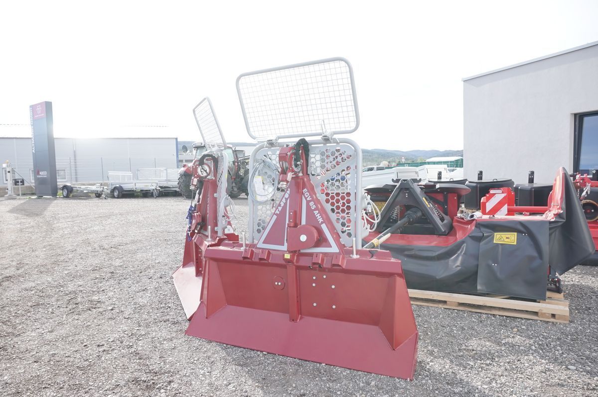 E-FARM: Tajfun egv 85 ahk sg 2,05m - Лесообрабатывающие техники - id UAY4RZ6 - 9 500 € - Год выпуска: 2024 - Австрия