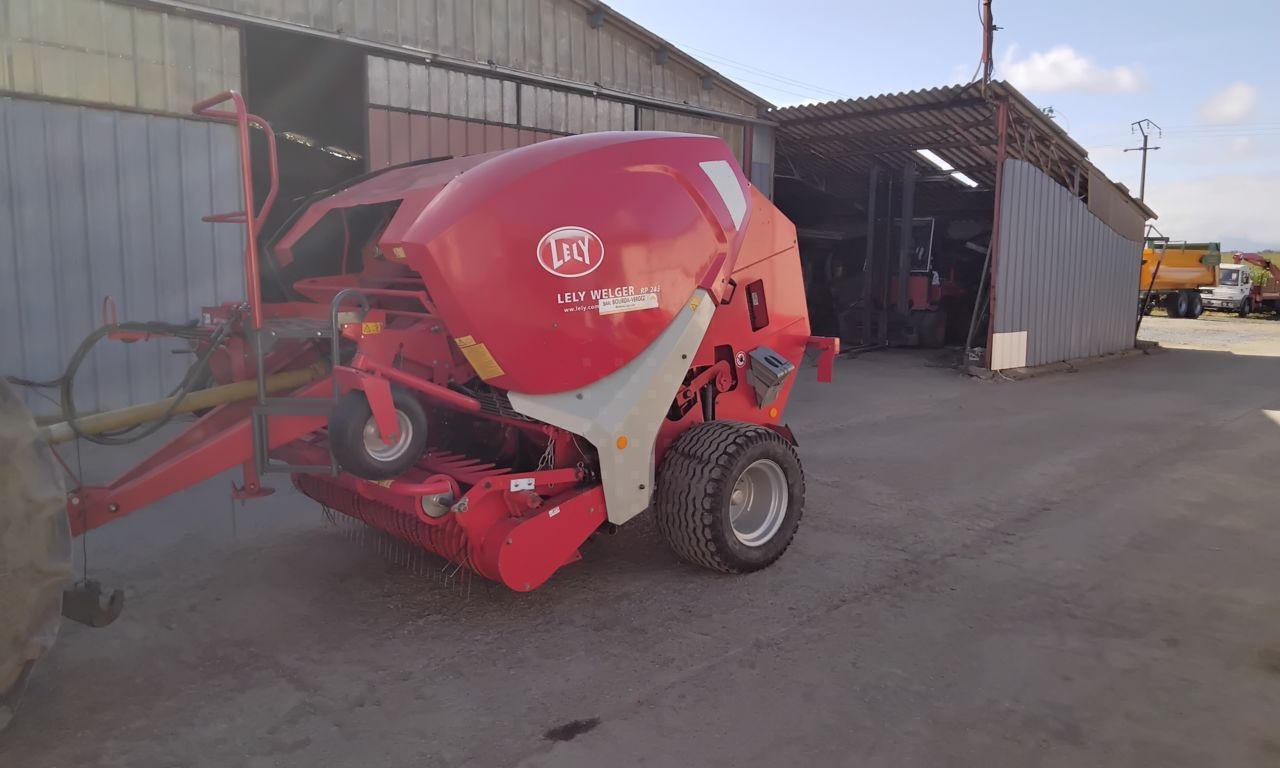 Lely-Welger rp 245 baler €25,000