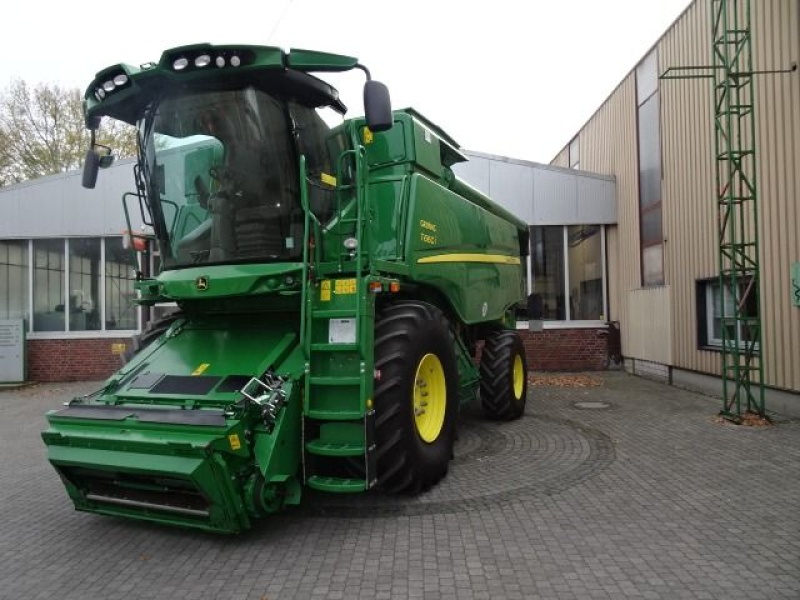 John Deere T 660 i combine 224 500 €