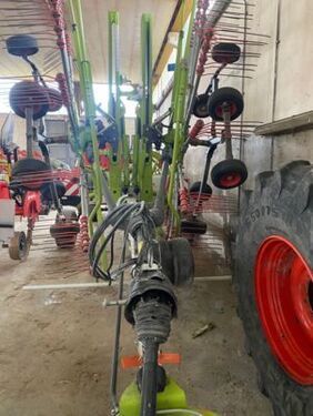 E-FARM: Claas Liner 2900 - Tedder - id V3GMLBZ - Año: 2018 - Italia