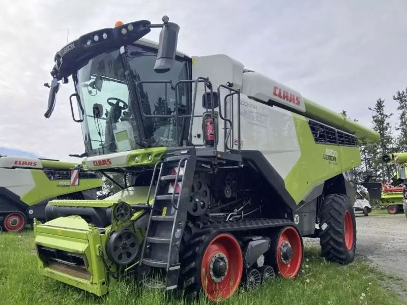 Claas Lexion 8700 Terra Trac Combine harvester