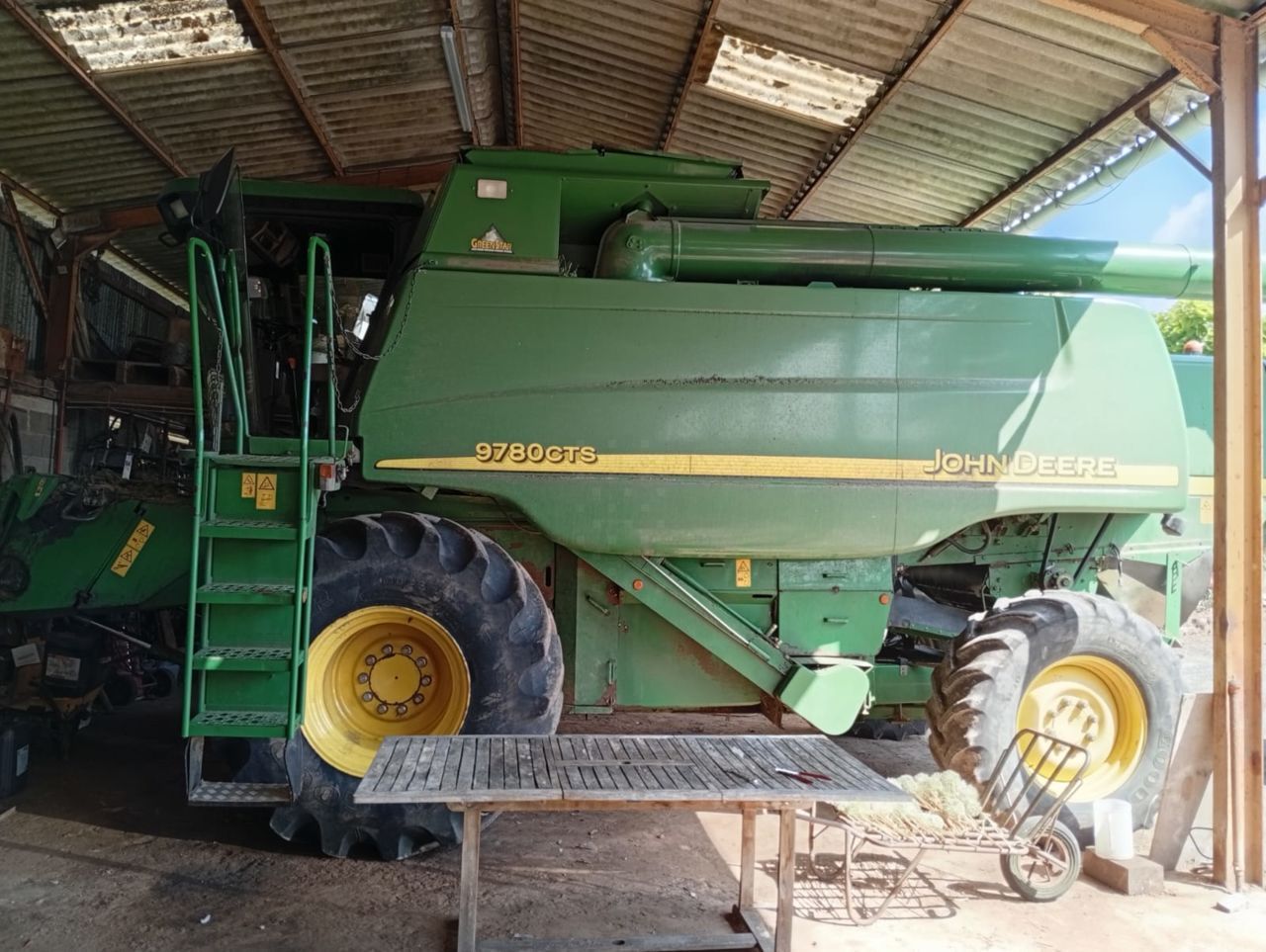John Deere 9780 CTS Combine harvester €48,000