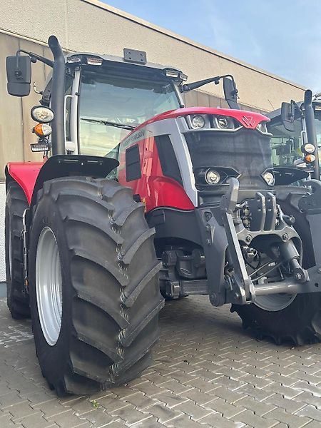 Massey Ferguson 6S.165 Traktor 126 500 €