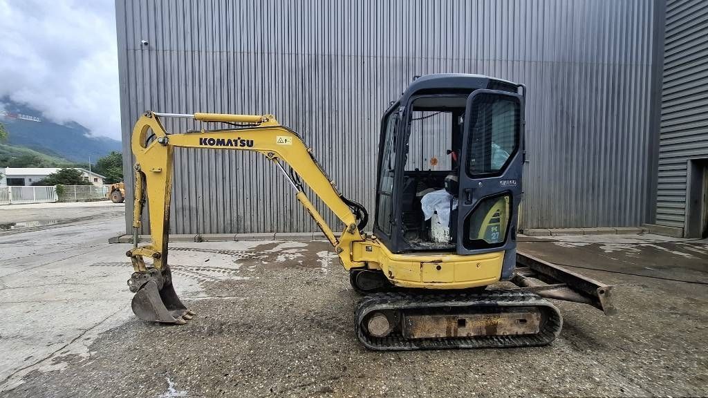 E-FARM: KOMATSU pc27mr - Minibagger - id TFP4SSL - 16.000 € - Baujahr: 2007 - Frankreich