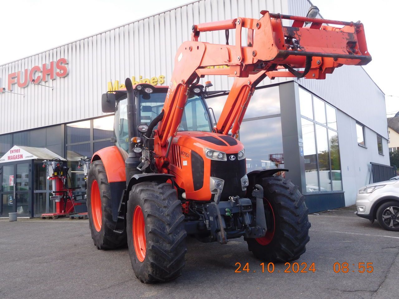 Kubota M7151 Tractor €64,500