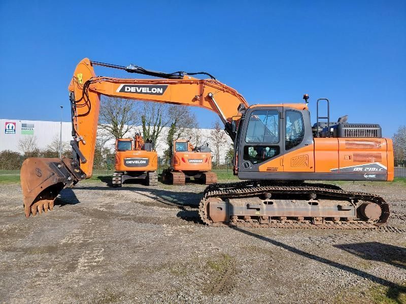 Doosan dx210lc-7 Crawler excavator €120,000