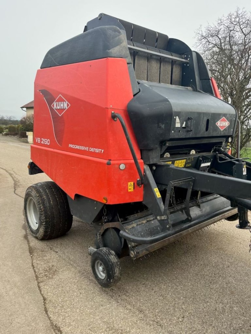 Kuhn VB 2190 baler 13.500 €