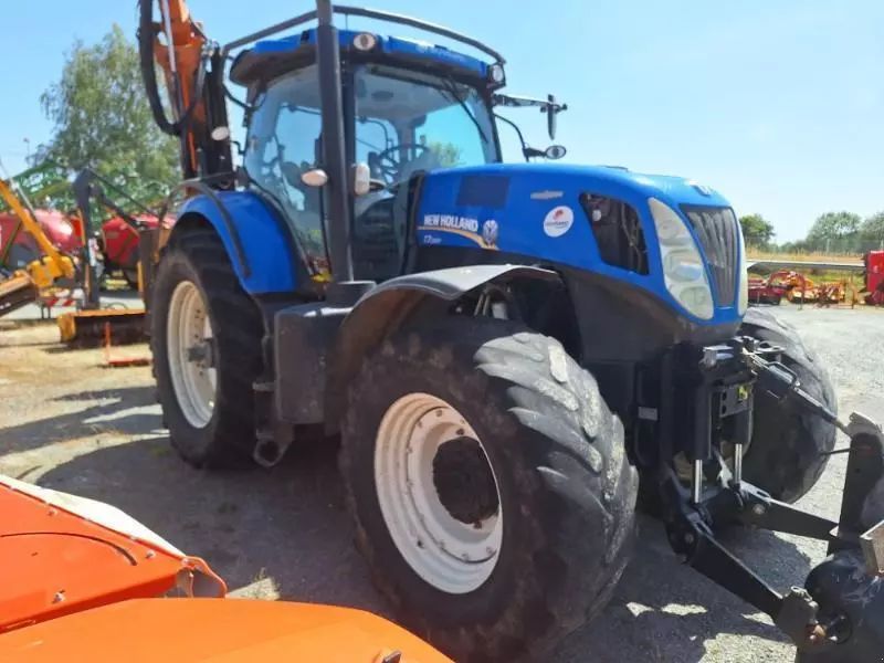 New Holland T7.220 Tractor €39,000