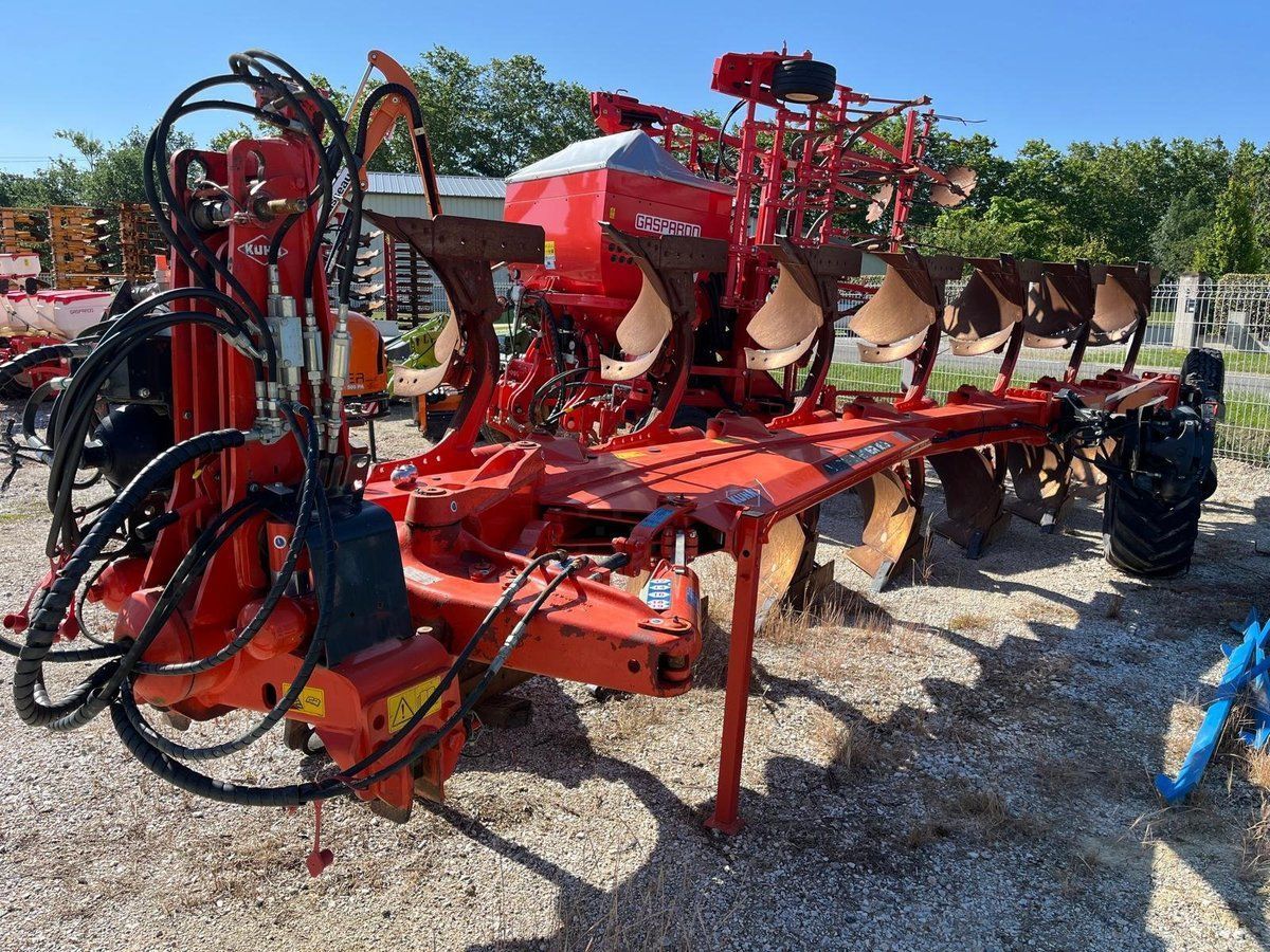 E-FARM: Kuhn varimaster 183 7 socs - Charrue - id RNETKWN - 37 000 € - Année: 2019 - France