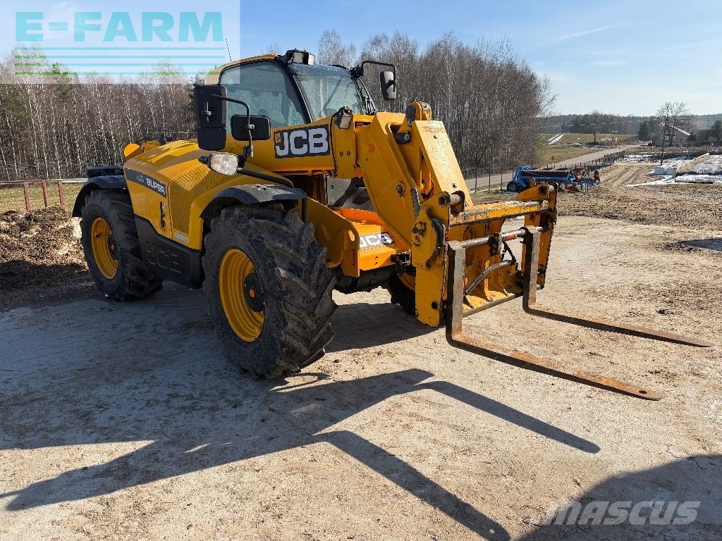 JCB 532-70 Chargeuse sur pneus 55 601 €